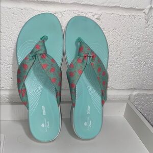 Clarks Blue and Pink Sandals Casual Comfort Flip Flop